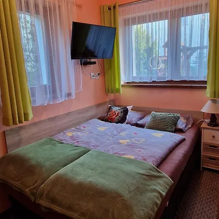 Dom Pod Rozami Bed & Breakfast Srebrna Góra