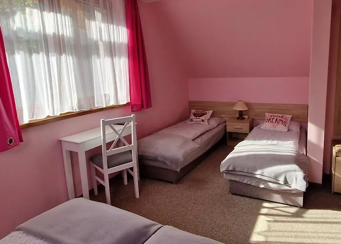 Dom Pod Rozami Отель типа 